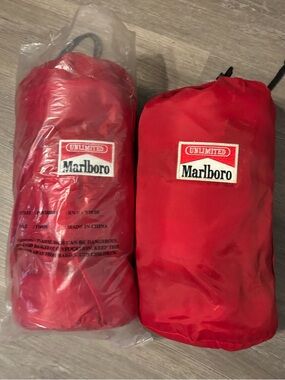Marlboro Red Packable sleeping bags in Pouch with Unlimited Patch